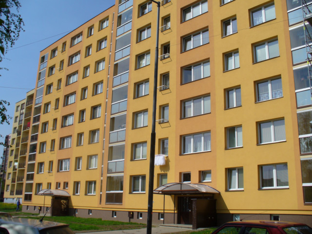 Mládežnická 8, 10
