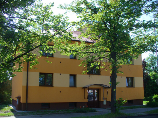Slezská 2