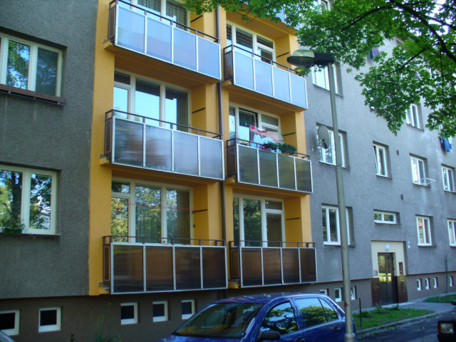 Slezská 8, 10